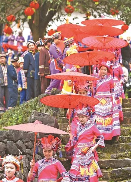 五音不全的咋辦咯!仫佬族婚嫁習俗(少數民族版) 五音不全的咋辦咯!仫佬族婚嫁習俗(少數民族版)
