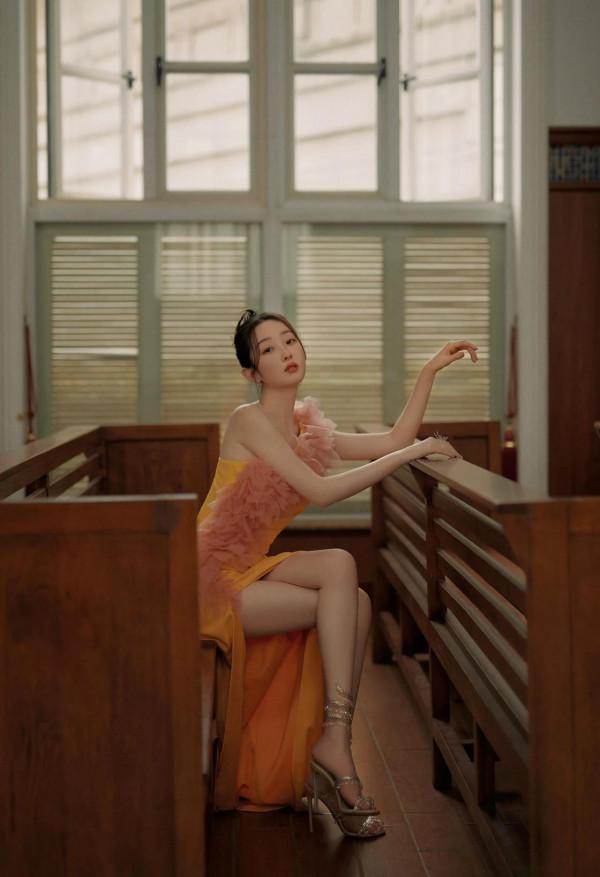 明星養眼系列圖集分享，蔣夢婕的美麗瞬間