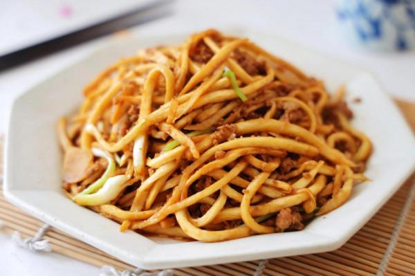 天氣熱不知道吃什麼，這樣的家常小炒一定要試試，開胃下飯