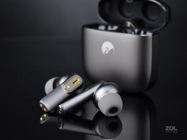 惠威30週年 11.11開門紅熱促AW-85耳機直降千元 惠威30週年 11.11開門紅熱促AW-85耳機直降千元