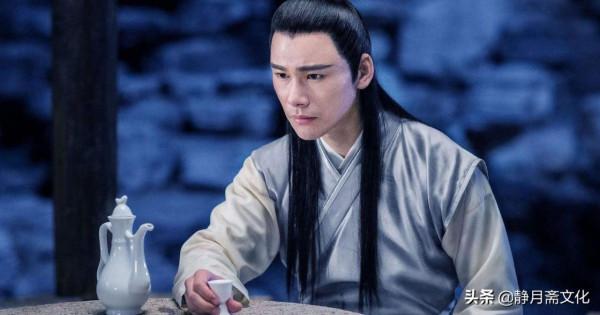 民間故事:秀才中秋在河邊賞月,仙女下凡共飲,醉後醒來抱一巨蛙 民間故事:秀才中秋在河邊賞月,仙女下凡共飲,醉後醒來抱一巨蛙