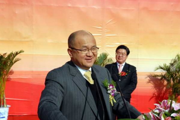 逆襲為百億富豪的秦榮華，從日本買10000根木頭：這本就是中國的