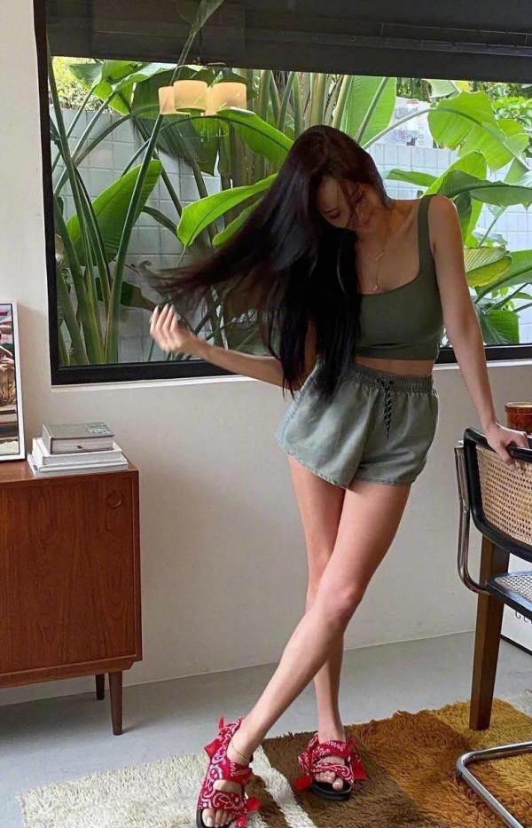 孫芸芸驚豔寫真集