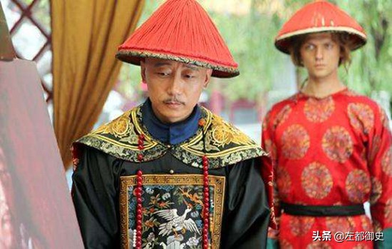 和珅身兼數十個要職，他的法定工資是多少？仔細算來真是一筆鉅款