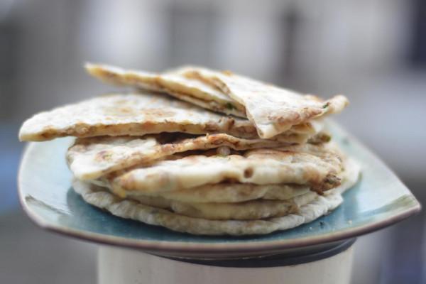 國慶出門玩，西塘古鎮10元一個的梅乾菜餅真好吃，在家怎麼做？