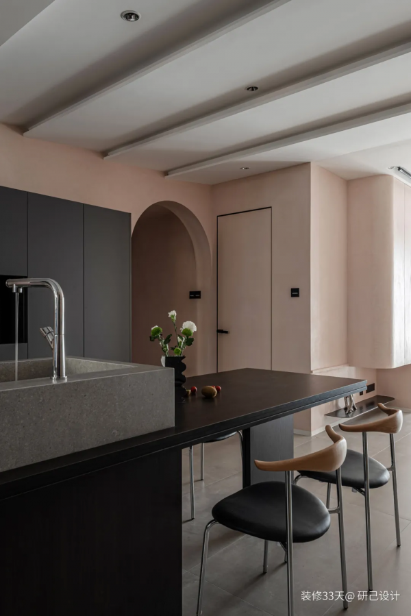 107平現代混搭灰粉色三室婚房 107平現代混搭灰粉色三室婚房