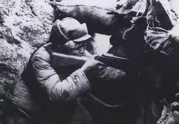 決死隊“第一槍”楊長順：18歲擊斃日軍指揮官，晚年自謙殺敵50人