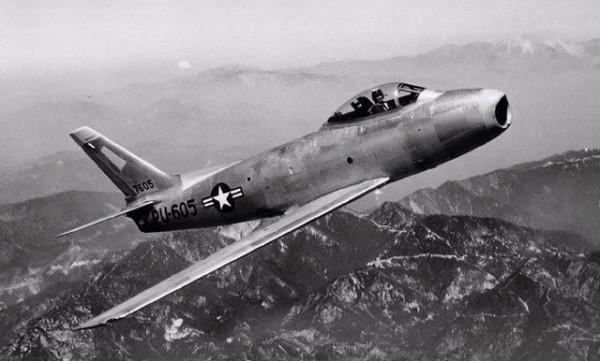 39軍入朝參戰，為什麼帶隊的是政委，軍長卻以另一身份入朝？