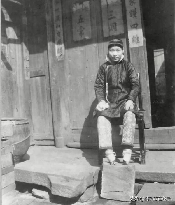 清末照片:新娘出嫁淚眼婆娑,李鴻章兒孫滿堂,肅親王府斷壁殘垣 清末照片:新娘出嫁淚眼婆娑,李鴻章兒孫滿堂,肅親王府斷壁殘垣