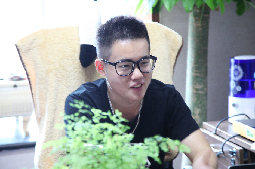 90後湖南小夥,北大碩士,畢業後開米粉店,如今身家5億,憑啥? 90後湖南小夥,北大碩士,畢業後開米粉店,如今身家5億,憑啥?