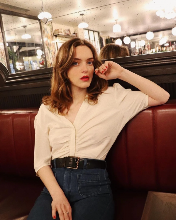 外套裡面別穿衛衣了！秋冬這麼穿撩人又氣質