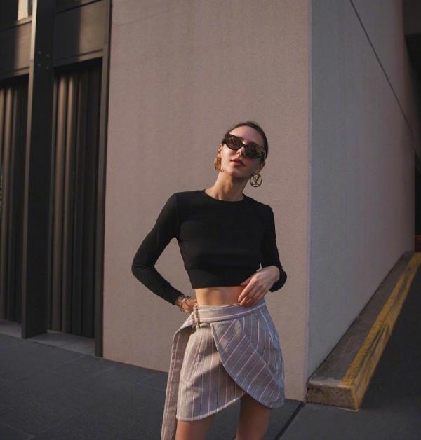 被熱捧的“極簡風”，為什麼歐美人輕鬆贏？穿衣的真相，該明白了