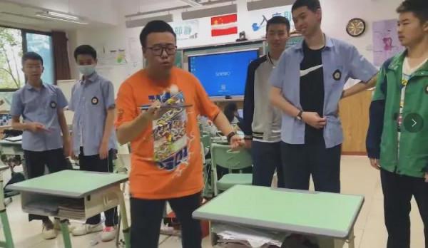 中英燈謎、九大遊戲、牛人獎券…成外中加師生DIY歡度中秋佳節