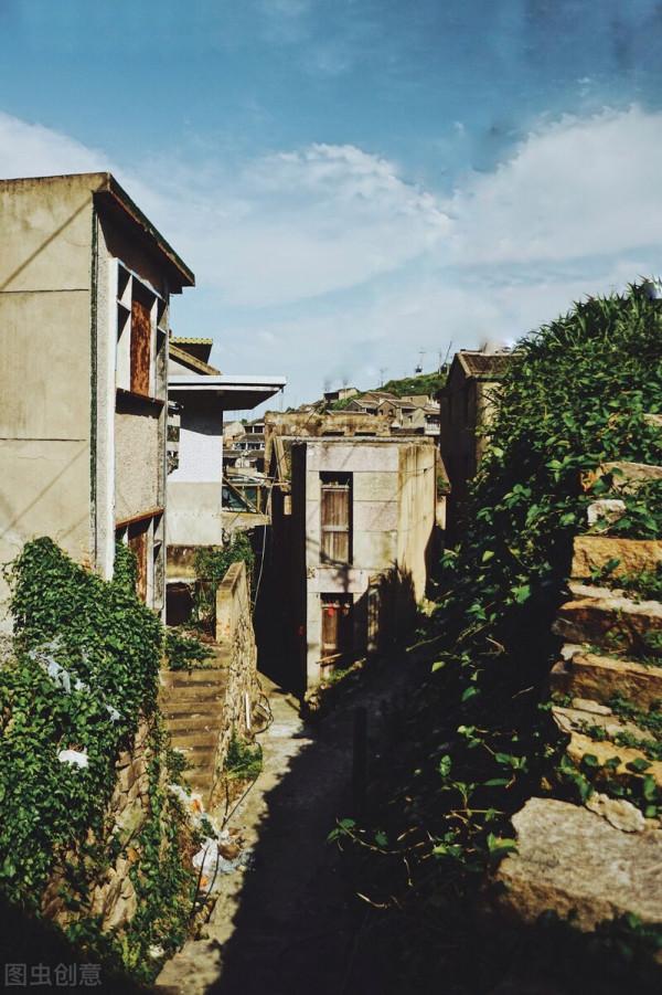 青浜島，浮華塵世外的“海上布達拉宮”，去當幾日快樂島民