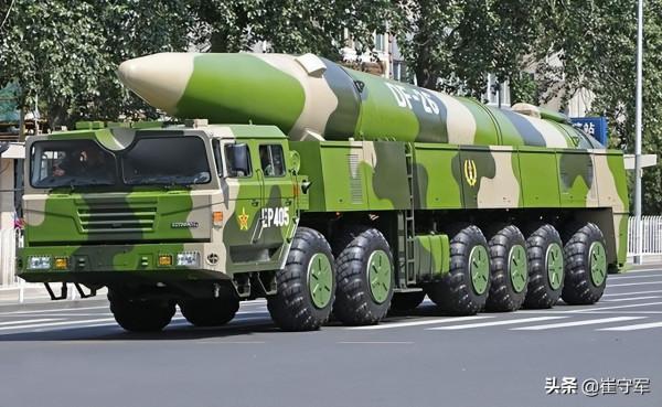 射程5000公里指哪打哪!中國彈道導彈最高水平產品,DF26當之無愧 射程5000公里指哪打哪!中國彈道導彈最高水平產品,DF26當之無愧