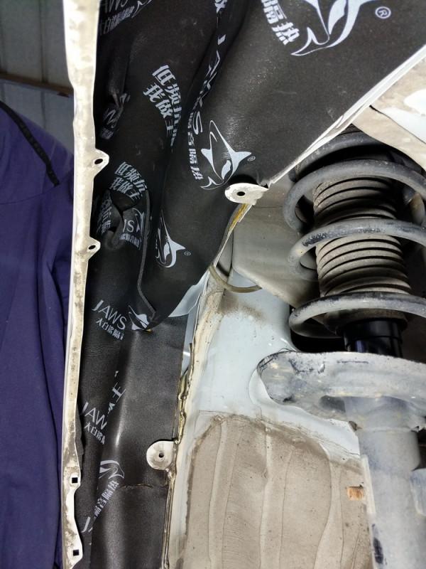 安靜生活 廈門靚車港日產奇駿汽車隔音改裝大白鯊