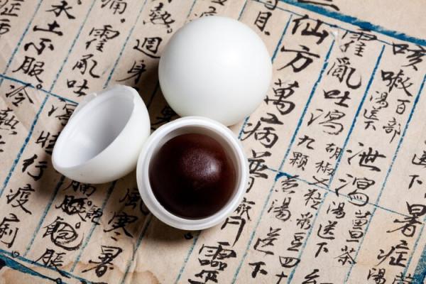 11萬一顆的安宮牛黃丸，究竟是中風的救命神藥，還是催命毒藥？