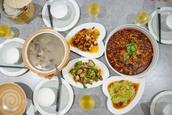 兩天一夜打卡川內新地標!雪山溫泉霧凇一站get,去顏值正巔峰 兩天一夜打卡川內新地標!雪山溫泉霧凇一站get,去顏值正巔峰