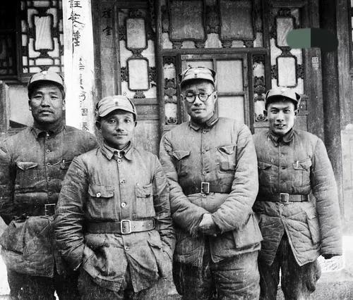 劉鄧大軍千里躍進大別山後損失過半，為何半年後仍撤出了大別山？