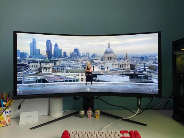 電腦DIY提高生產力，用帶魚屏還是組雙屏？糾結2年的我終於有答案