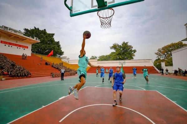 啟航2022!小鐵帶你解鎖不一樣的軍營假期! 啟航2022!小鐵帶你解鎖不一樣的軍營假期!