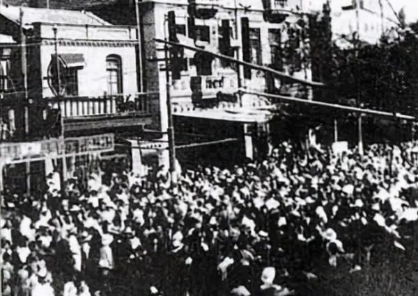 江西老紅軍奉命支教,到任後卻被當場逮捕判處死刑,他犯了什麼罪? 江西老紅軍奉命支教,到任後卻被當場逮捕判處死刑,他犯了什麼罪?