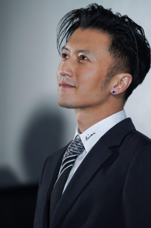 10年後，磕到他們的過期糖，謝霆鋒：滿眼都是你時，為何不珍惜？