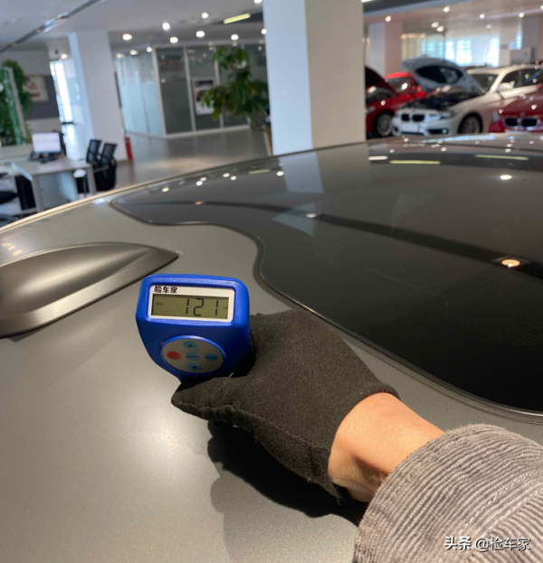 200萬買輛寶馬7系，驗車現場差點兒翻車，嚇得魂兒都出來了