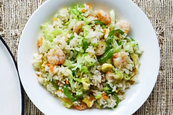 把早餐做成一幅畫：好吃到爆的黃金蝦仁炒飯