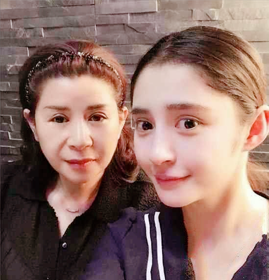 這7部劇裡,當網紅臉美人,遇到一群古典美人,差距就出來了 這7部劇裡,當網紅臉美人,遇到一群古典美人,差距就出來了