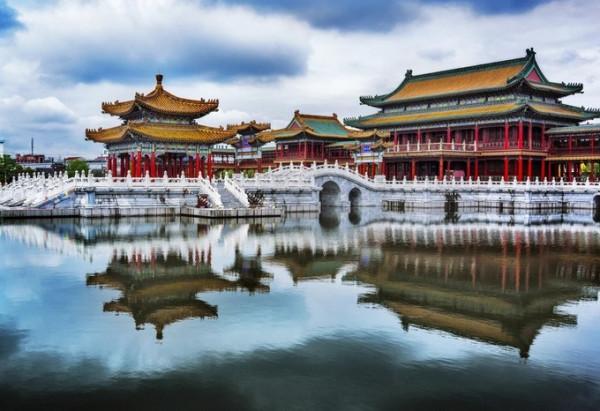 這個山寨建築完全複製故宮，門票居然比故宮貴3倍，可遊客還不少