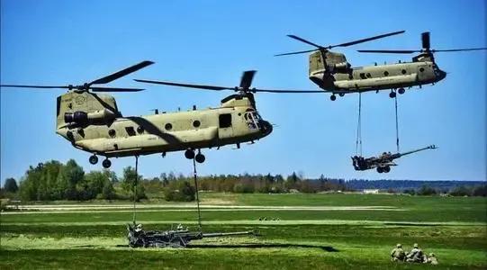 該讓敵人冒著我們的炮火前進了,解放軍多款新型火炮已形成戰鬥力 該讓敵人冒著我們的炮火前進了,解放軍多款新型火炮已形成戰鬥力