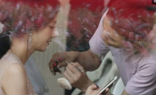 佟麗婭的午餐竟然全都是水果，網友：陳思誠你看到了嗎？