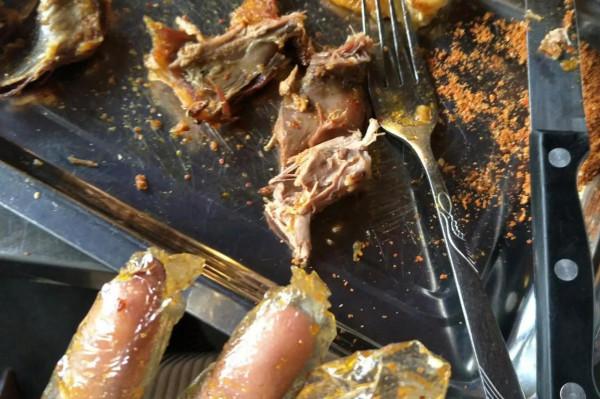 “生於內蒙,興於新疆”,烤全羊的遭遇或成“病態”,看如今啥樣 “生於內蒙,興於新疆”,烤全羊的遭遇或成“病態”,看如今啥樣