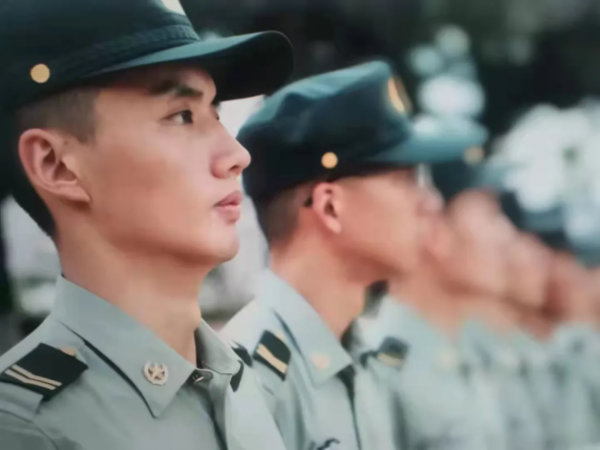 氣質出眾！北京這10位軍人學霸：考入同所雙一流，服役海軍、陸軍、火箭軍！