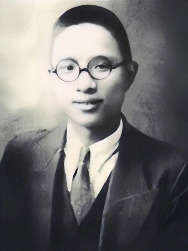 憑一己之力扭轉二戰歷史的中國諜戰英雄