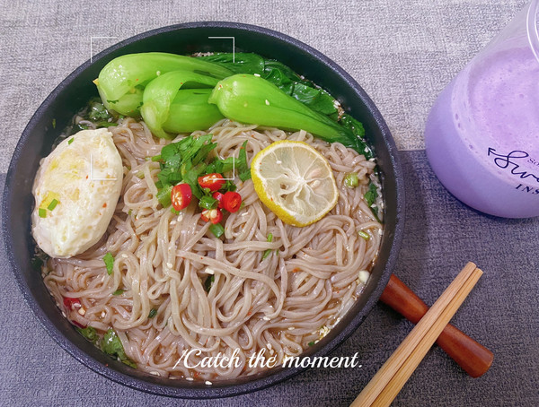 低脂版酸辣面(減脂期解饞必備) 低脂版酸辣面(減脂期解饞必備)
