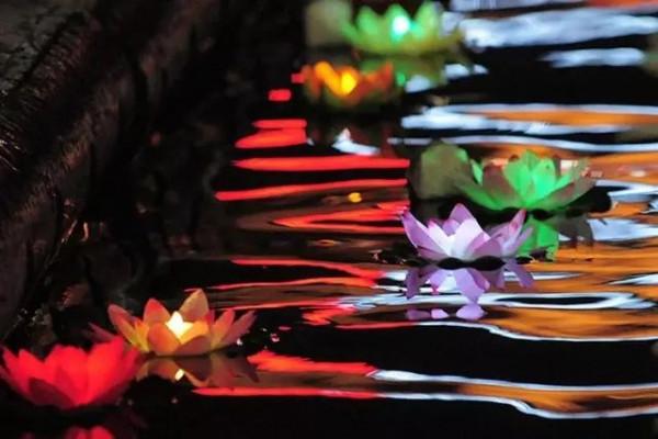 【網路中國節•中秋”專題”】中秋：離開太久的地方是故鄉