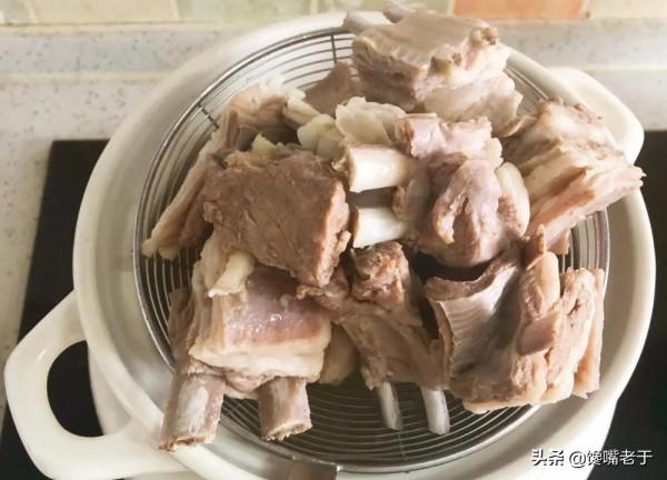 入冬後，如果條件允許，女人要多吃這6樣食物，面如桃花顯年輕