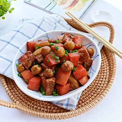 爆好吃!吃這菜板慄胡蘿蔔燉肉,米飯你得多備點 爆好吃!吃這菜板慄胡蘿蔔燉肉,米飯你得多備點