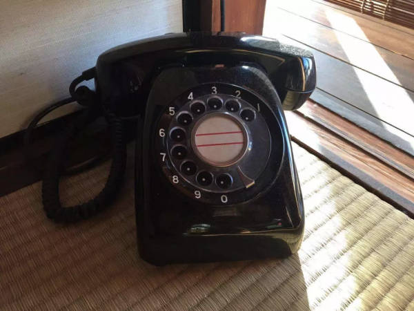 中國女孩隱居日本鄉下4年，40萬買下小屋，開窗就能望見富士山