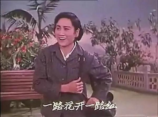 老電影（0542）《三朵小紅花》北京電影製片廠（1965）劇照欣賞