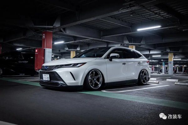 剛上市的豐田凌放馬上改爆它，SUV也有多種玩法