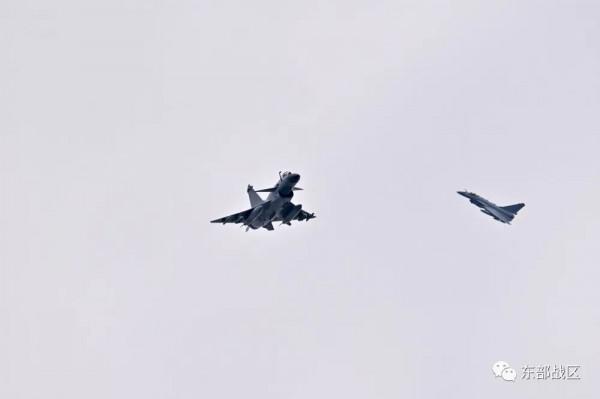 戰鬥機,開始攻擊 戰鬥機,開始攻擊