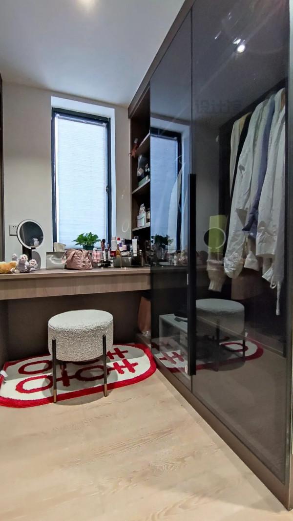 鏡子放在家裡什麼位置好？鏡子誰家都要，擺對位置很重要