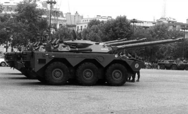 法國潘哈德的“坦克世界”