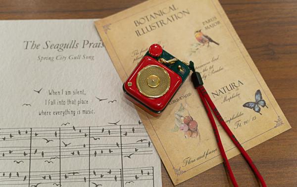 貓王原子唱機，送給娘倆最精緻的年味國貨