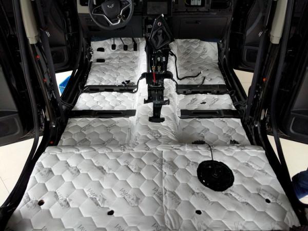 噪音趕走 廈門靚車港五菱宏光PLUS汽車隔音改裝大白鯊