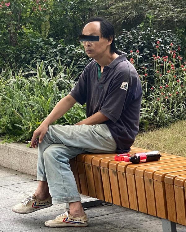 上海大爺愛穿什麼鞋？國貨飛躍回力、日本亞瑟士，比皮鞋香太多