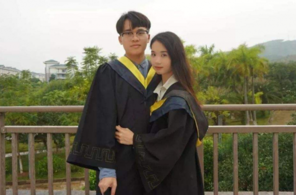 山東大學高顏值情侶,雙雙保研浙江大學,郎才女貌著實羨煞眾人 山東大學高顏值情侶,雙雙保研浙江大學,郎才女貌著實羨煞眾人